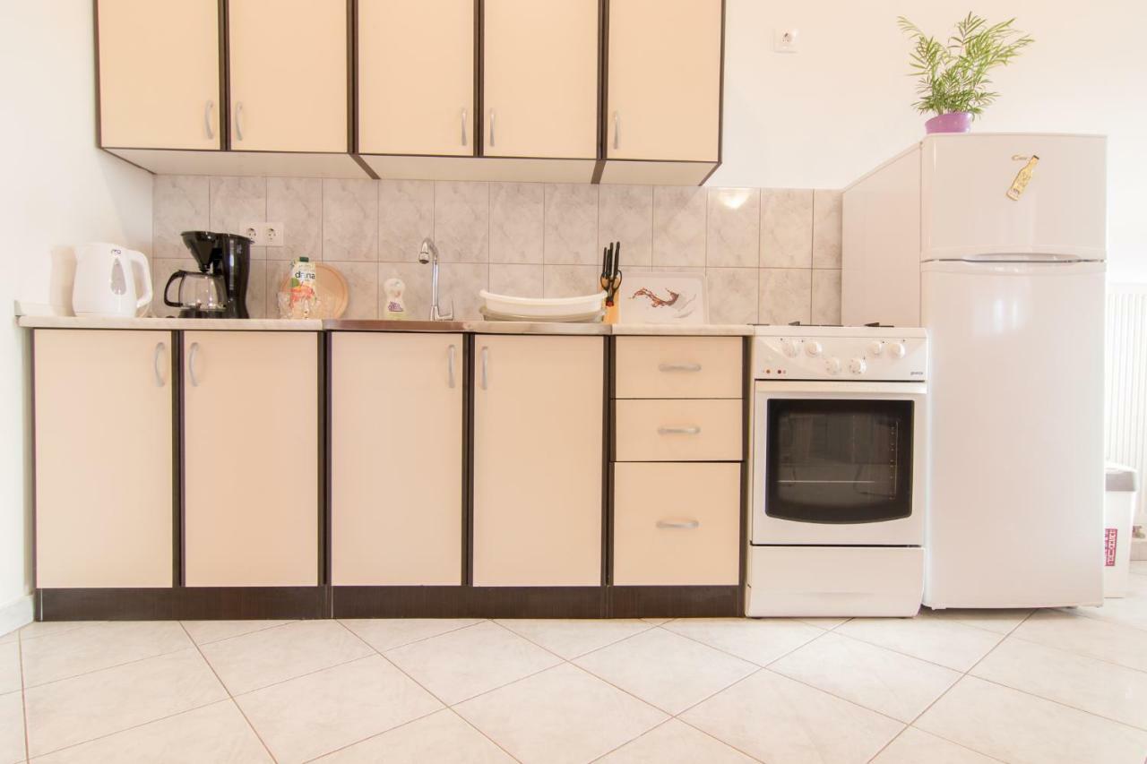 Apartman Deni Peroj Extérieur photo